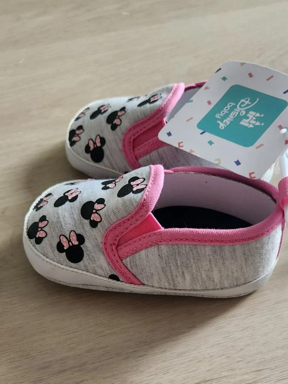 NWT: Disney Minnie Mouse Infant Slip-on Shoes (12-18 Months)